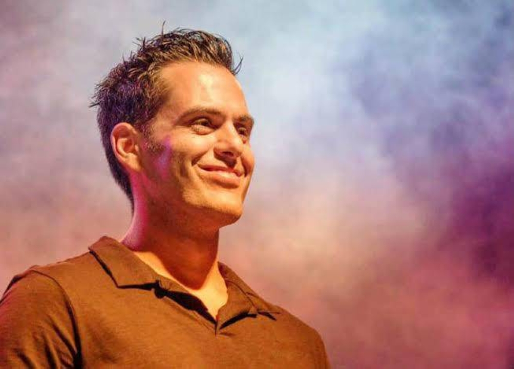 هشام خرما يعود بألبوم "أُفُق" بعد 6 سنوات من الغياب