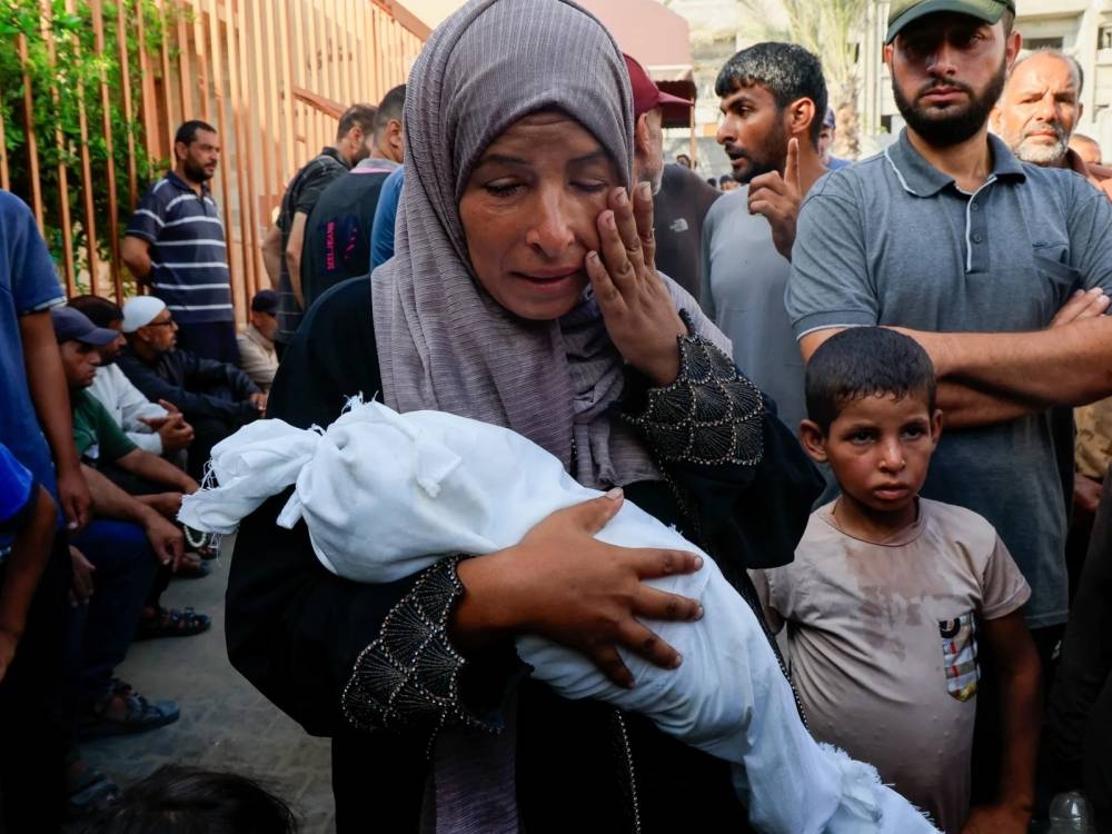 بريطانيا و25 دولة تطالب بوقف عاجل للحرب في غزة