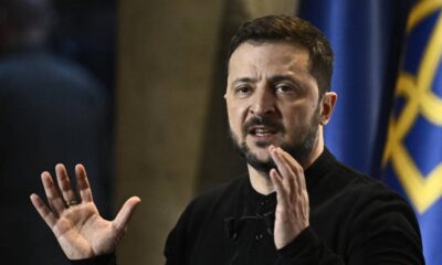 زيلينسكي يدعو لتشديد العقوبات على روسيا وسط محادثات جديدة