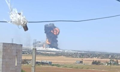 انفجارات مخازن الحرب في إدلب: قتلى وجرحى في سوريا