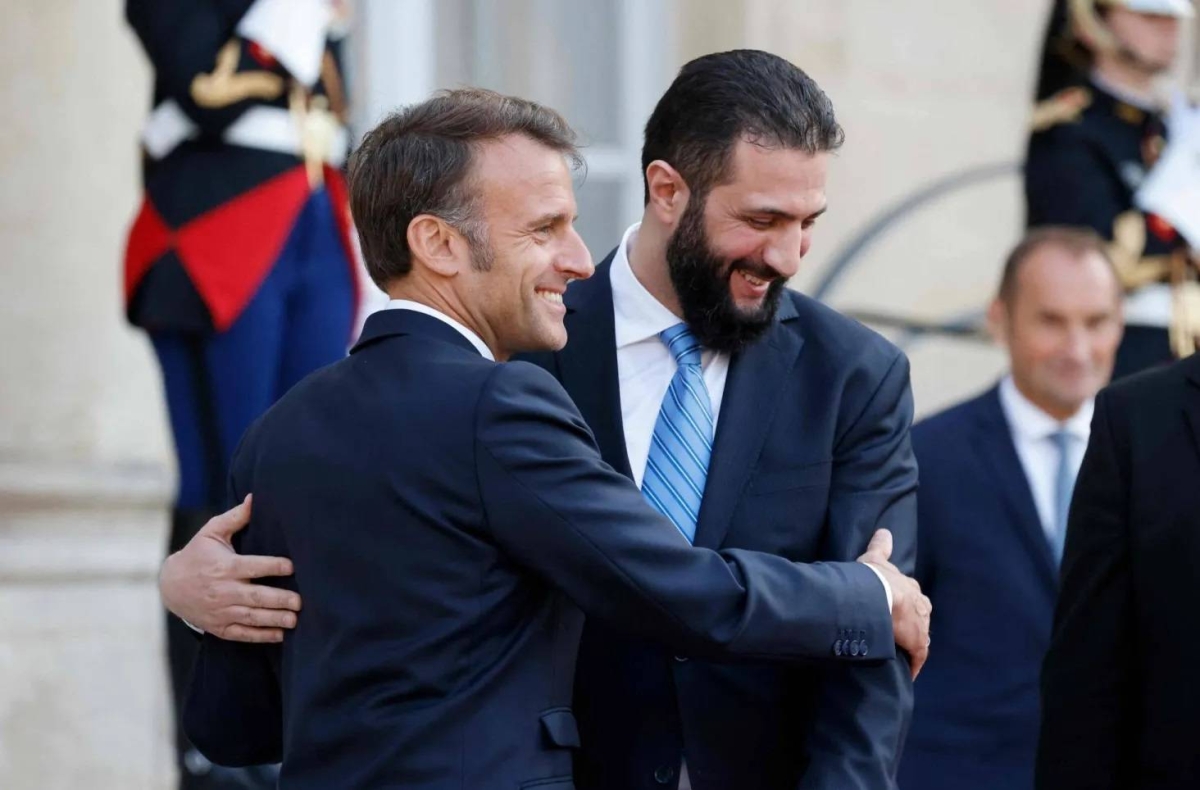 ماكرون يدعو لمنع تكرار العنف في سوريا