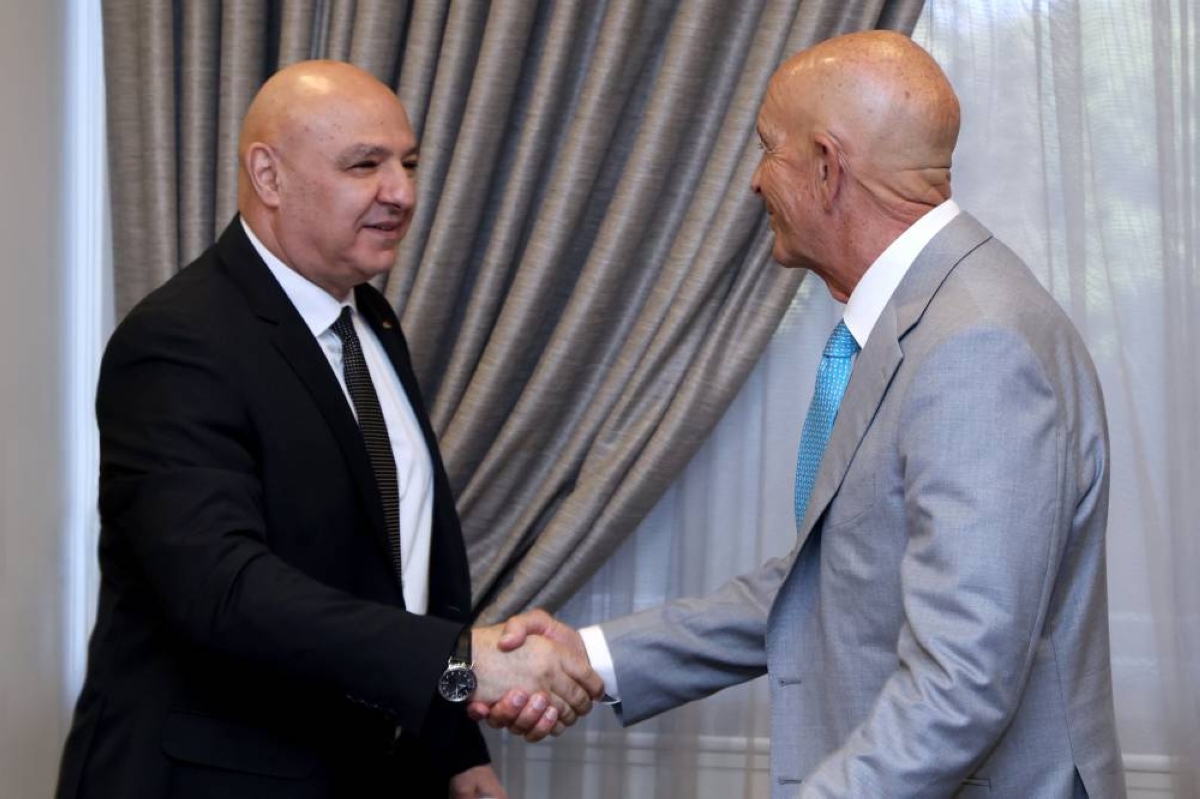 مستقبل سلاح حزب الله: هل ينتهي الجمود؟