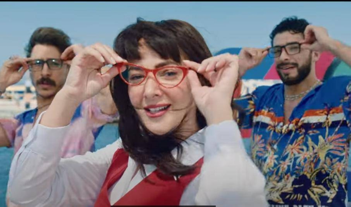 دنيا سمير غانم وأحمد سعد في فيلم "أشرار" و"روكي الغلابة"