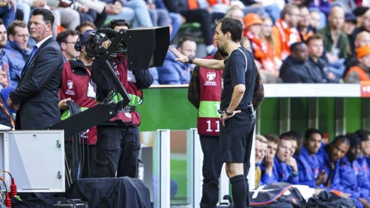 تقنية FVS: البديل الجديد لـVAR في كرة القدم الإسبانية