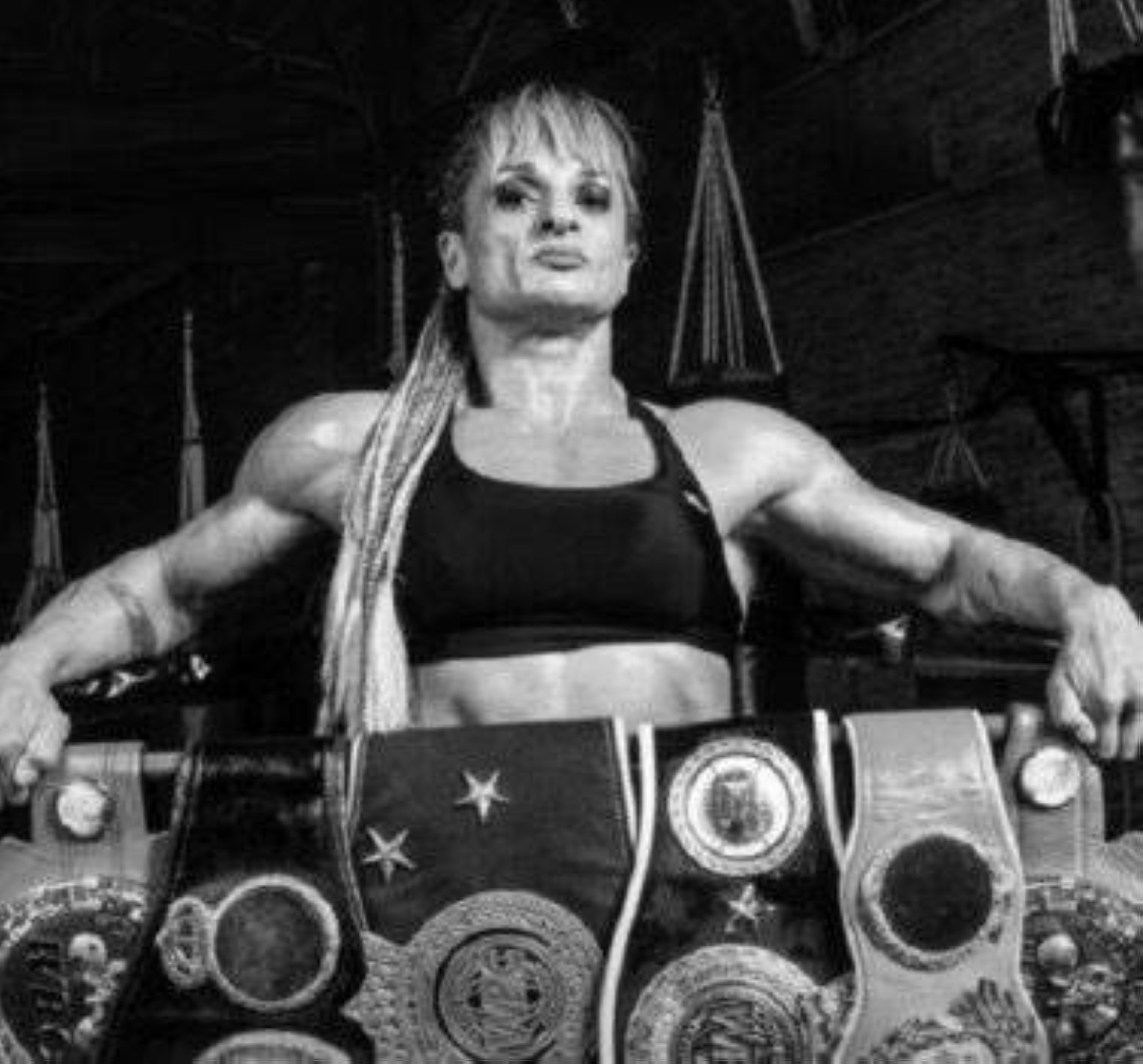 وفاة أسطورة الملاكمة أليخاندرا أوليفيراس: تفاصيل وأسباب