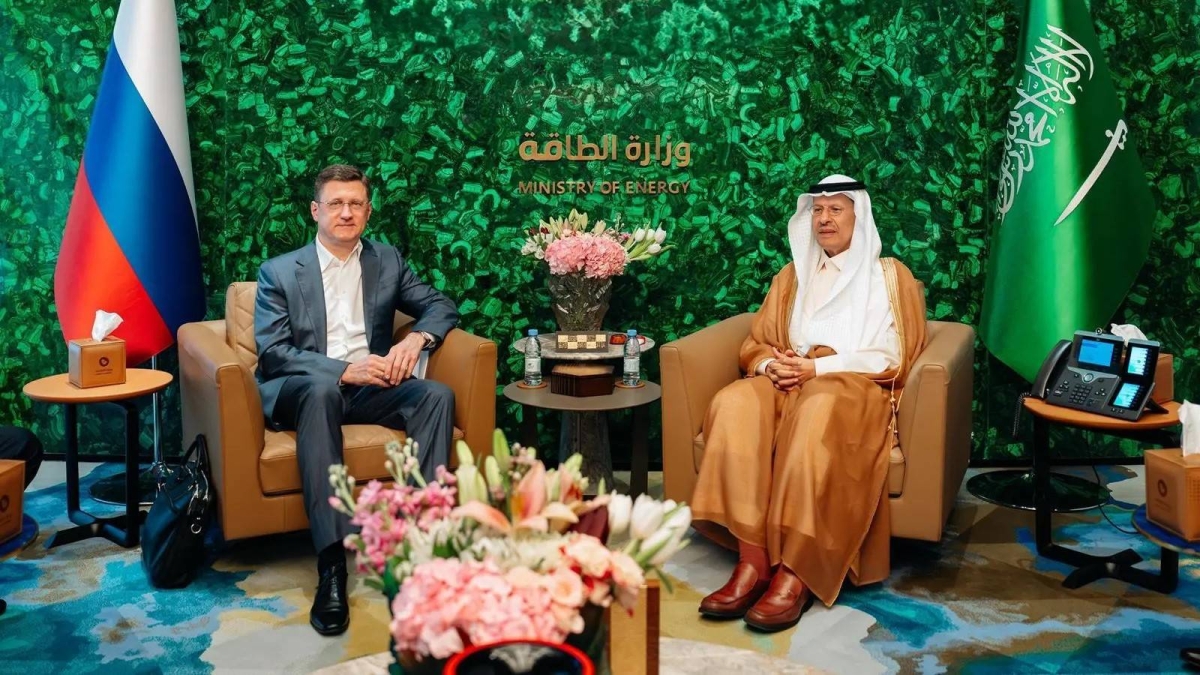 تعاون استراتيجي بين وزير الطاقة ونائب رئيس الوزراء الروسي