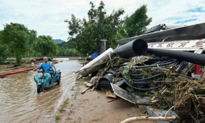 فيضانات بكين: مصرع 44 وفقدان آخرين في الصين