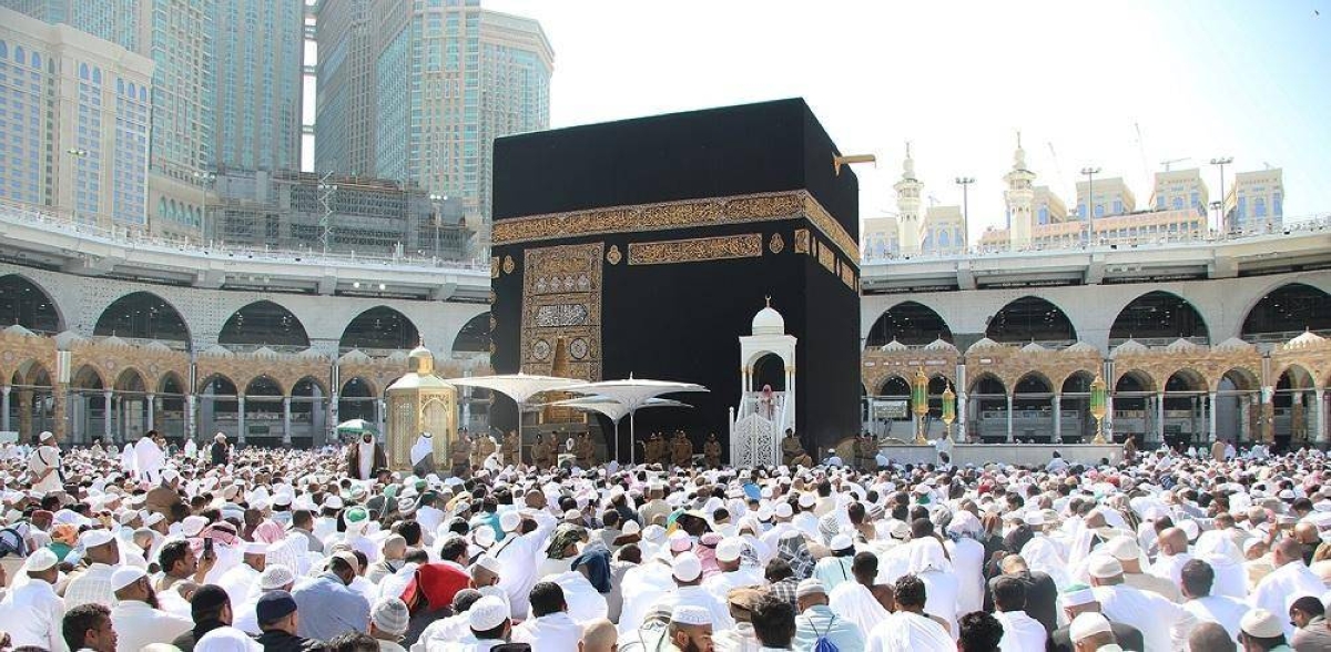 خطبة الجمعة بالحرمين مترجمة إلى 15 لغة عالمية