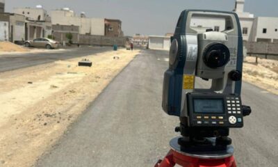 تطوير ضاحية الملك فهد بالجبيل: تركيب 309 أعمدة إنارة