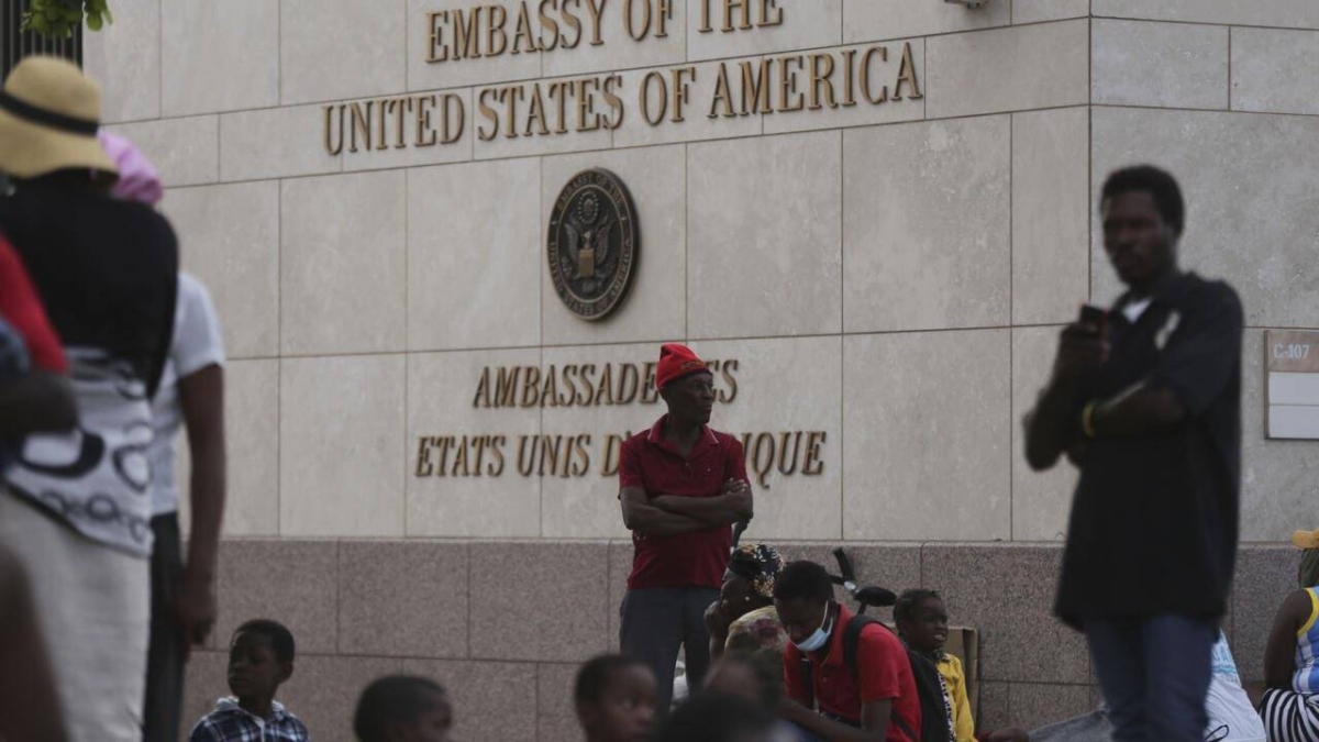 إغلاق السفارة الأمريكية في هايتي بسبب إطلاق نار كثيف