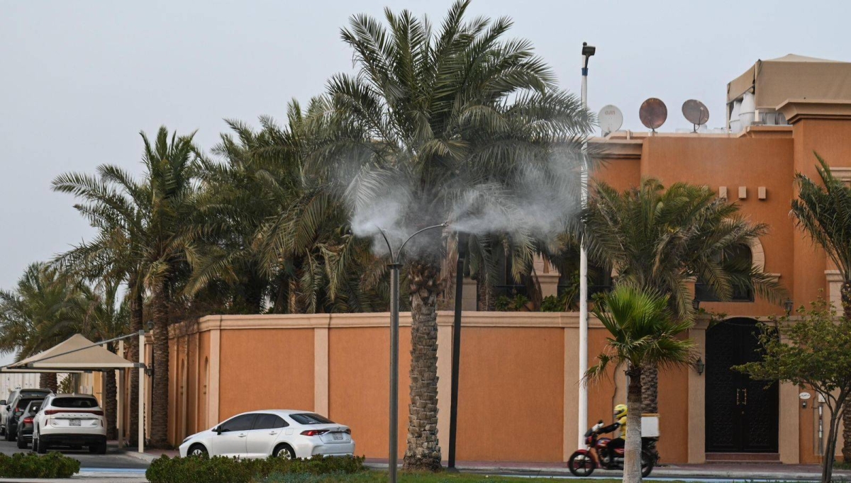 تركيب الرذاذ المائي في حدائق ومضامير الظهران العامة