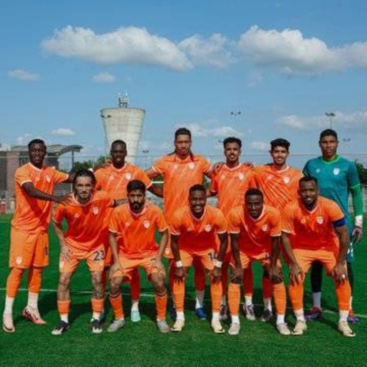 الفيحاء يضم الجزائري بنزية لتعزيز صفوف الفريق