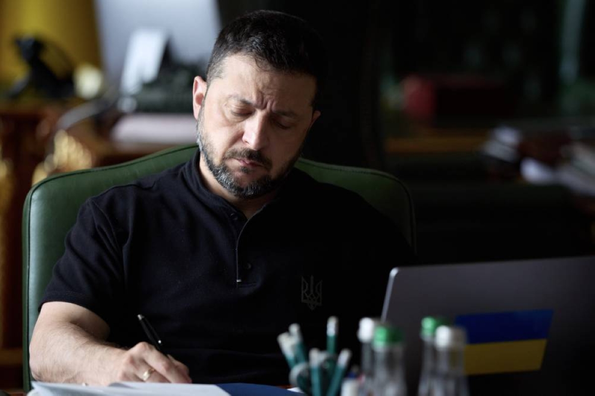 مشاركة أوروبا في سلام أوكرانيا: دعوة زيلينسكي