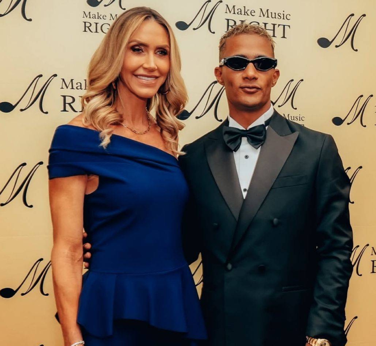 محمد رمضان وزوجة ابن الرئيس الأمريكي: حقيقة الصور المدفوعة