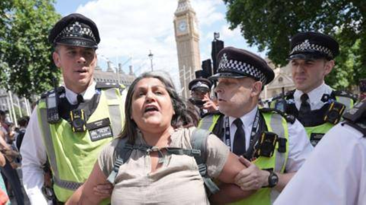 اعتقال 365 متظاهراً مؤيداً لفلسطين أكشن في بريطانيا