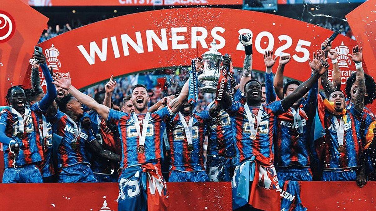 ليفربول يواجه كريستال بالاس في مباراة الدرع الخيرية