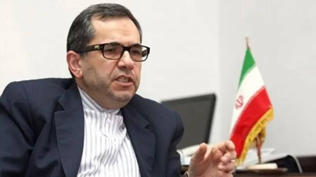 إيران تعرض تقليص النووي لرفع العقوبات الدولية