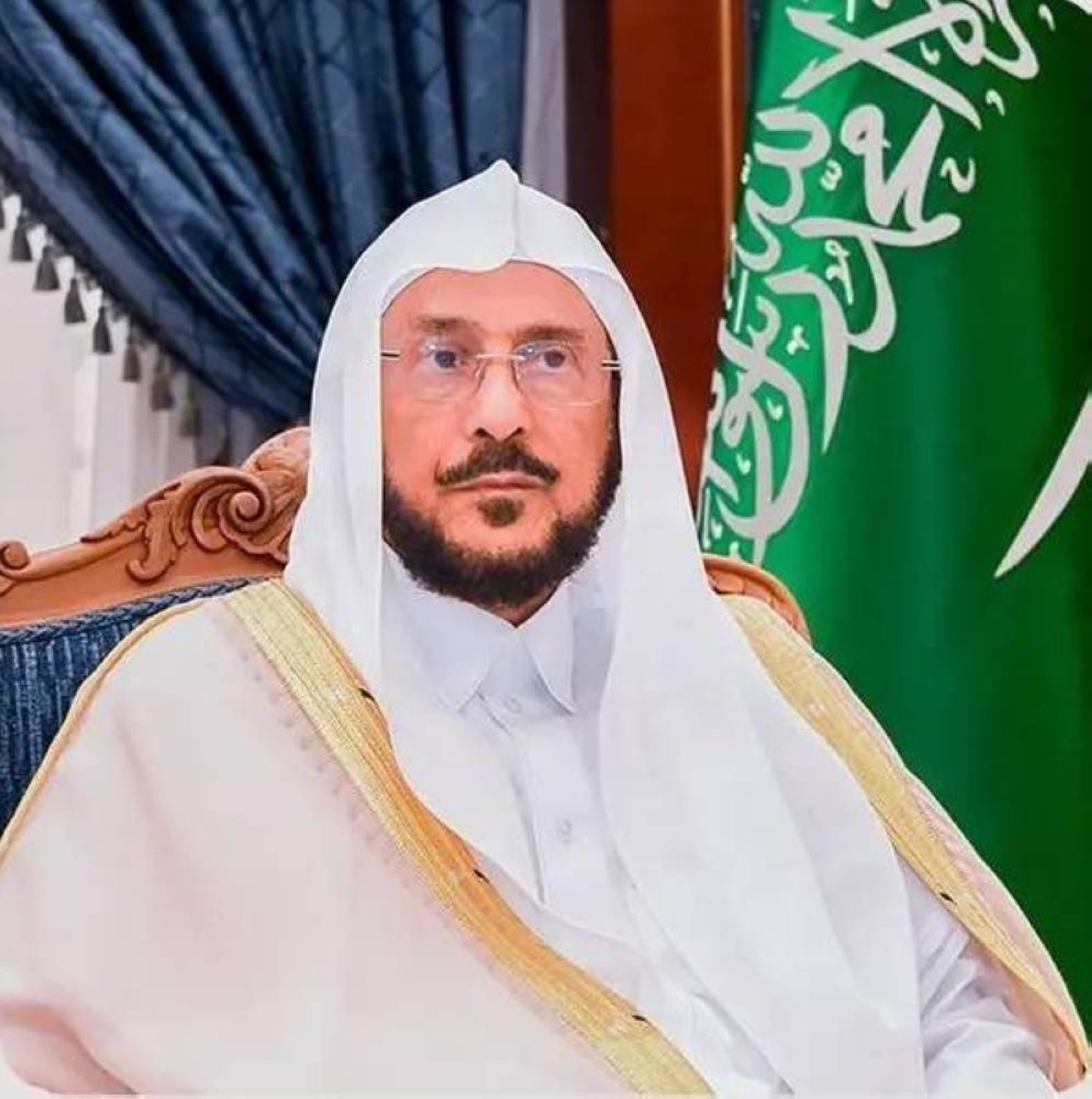 خطبة الجمعة القادمة: وزير الشؤون الإسلامية يتحدث عن حق الوالدين