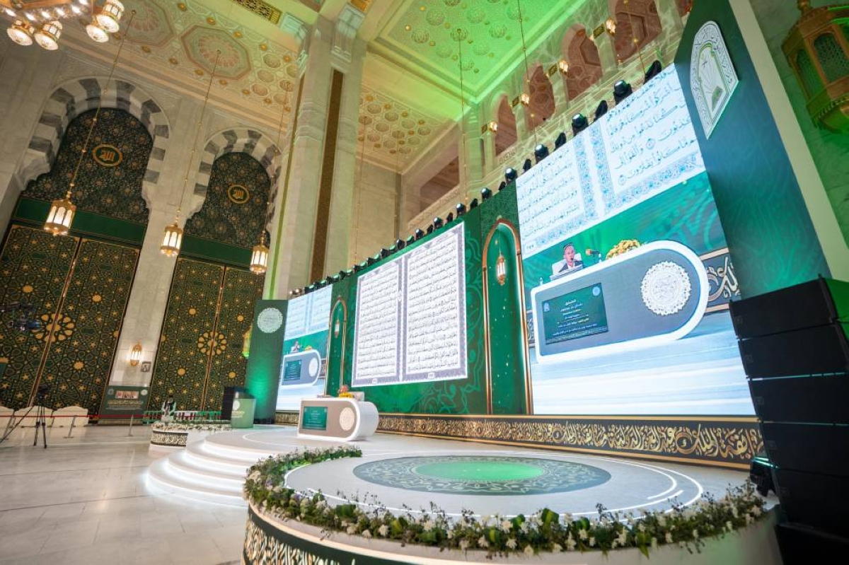 شاشات رقمية تبث مسابقة الملك عبدالعزيز للقرآن الكريم