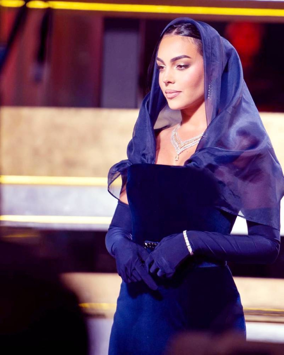 قصة حب أم ألانا وأبو جونيور تكتمل في الرياض