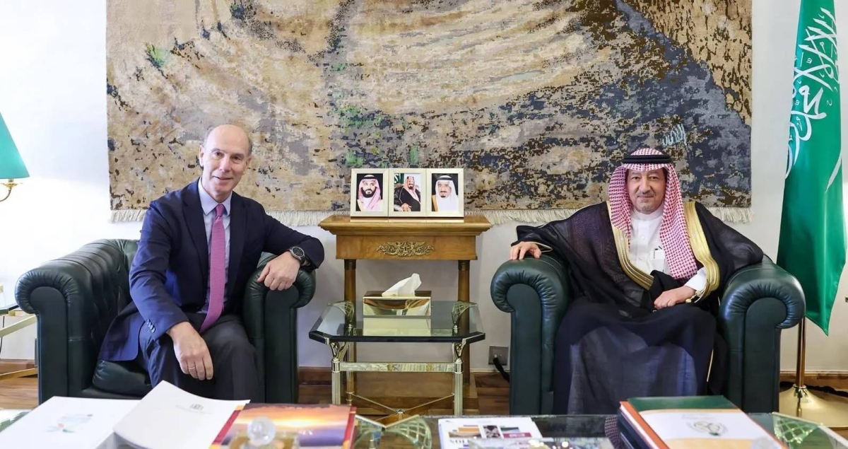 تعزيز العلاقات الثنائية بين الخريجي وسفير إسبانيا