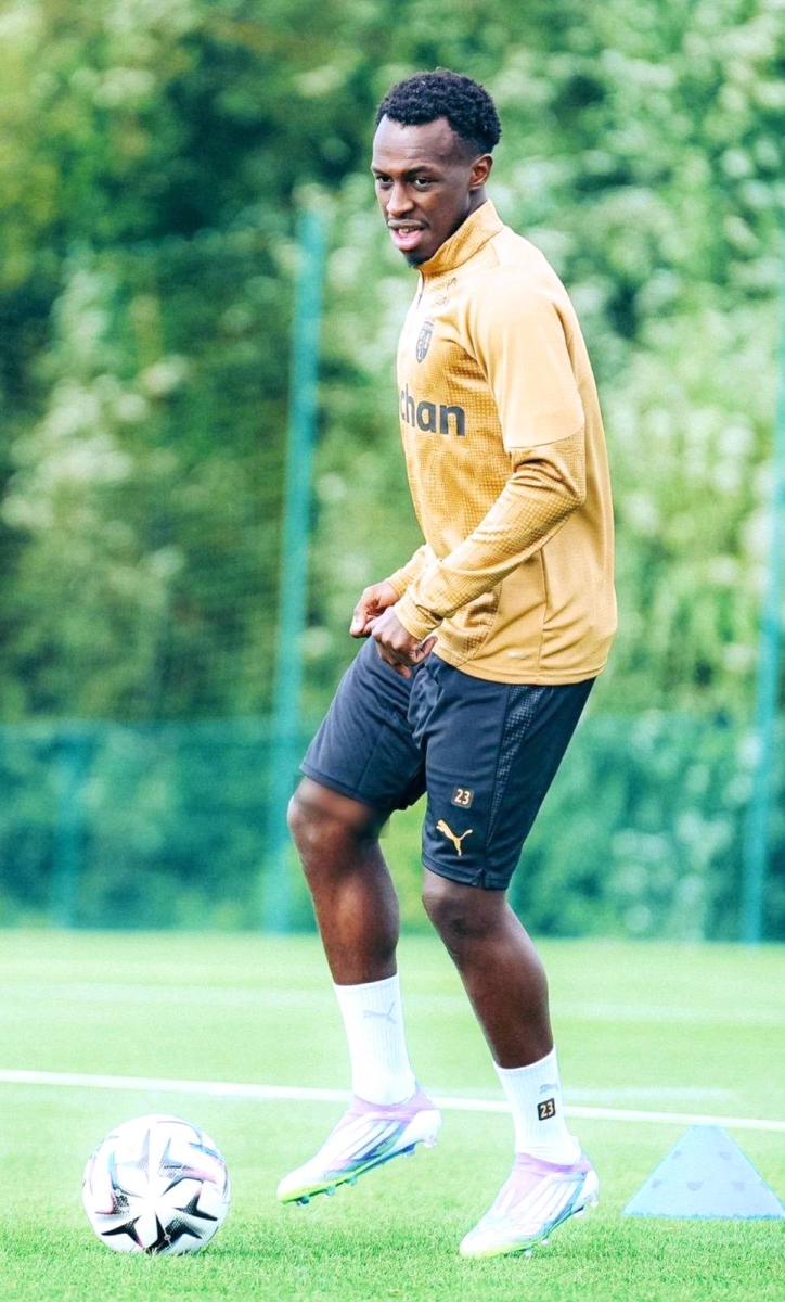 سعود يواجه ليون مع لانس في الدوري الفرنسي الممتاز