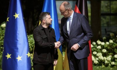 زيلينسكي يدعو لوقف إطلاق النار بعد اجتماع ترمب والقادة الأوروبيين