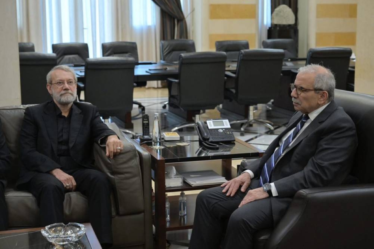 زيارة لاريجاني لنواف سلام ورد رئيس الحكومة على إيران