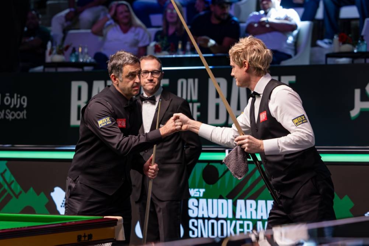 نيل روبرتسون يفوز ببطولة الماسترز للسنوكر 2025