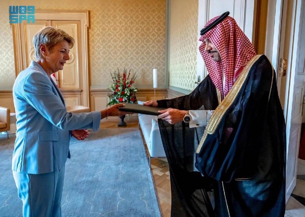 سفير السعودية يقدم أوراق اعتماده في سويسرا