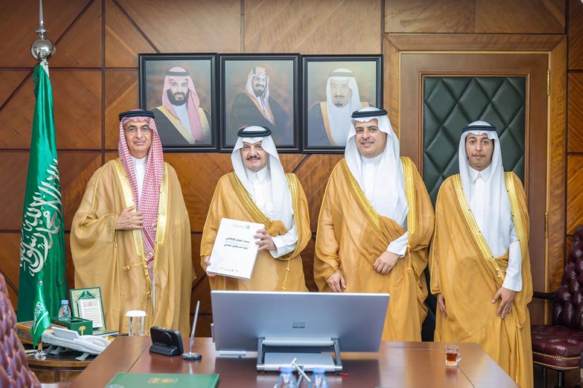 أمير الشرقية يلتقي برئيس المجلس التأسيسي للقطاع الصحي