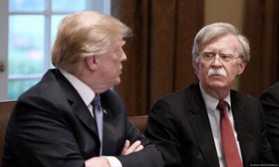 اقتحام منزل مستشار ترمب السابق: أسباب وتحقيقات FBI