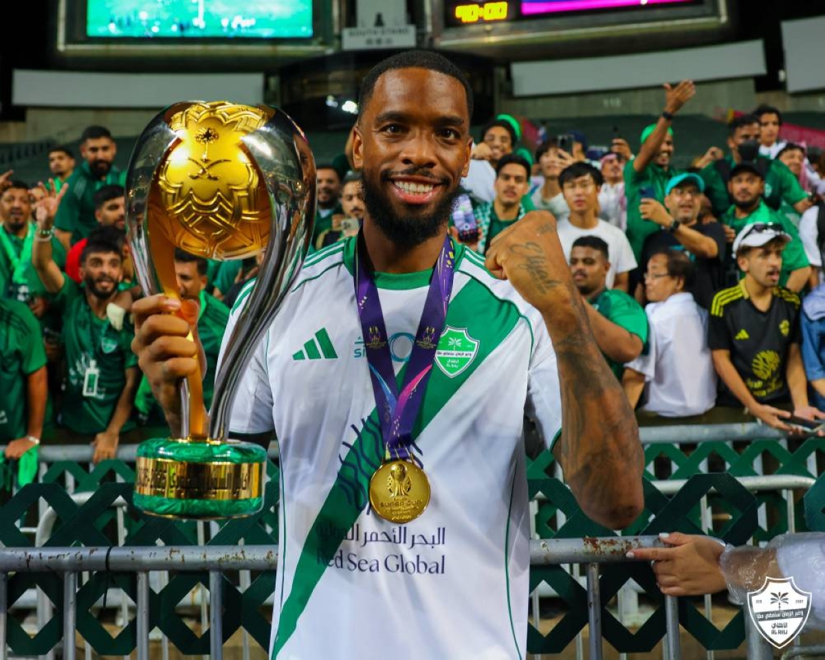 الأهلي: رحلة تاريخية من لندن إلى هونغ كونغ في 3302 يوم