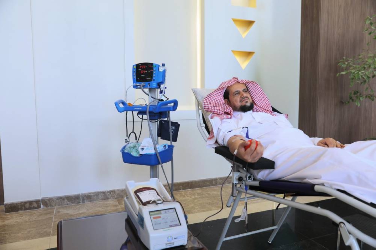 النائب العام يقود حملة ولي العهد للتبرع بالدم