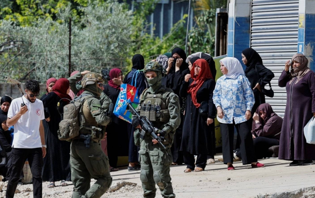 ماكرون لنتنياهو: السلام يتطلب دولة فلسطينية مستقلة