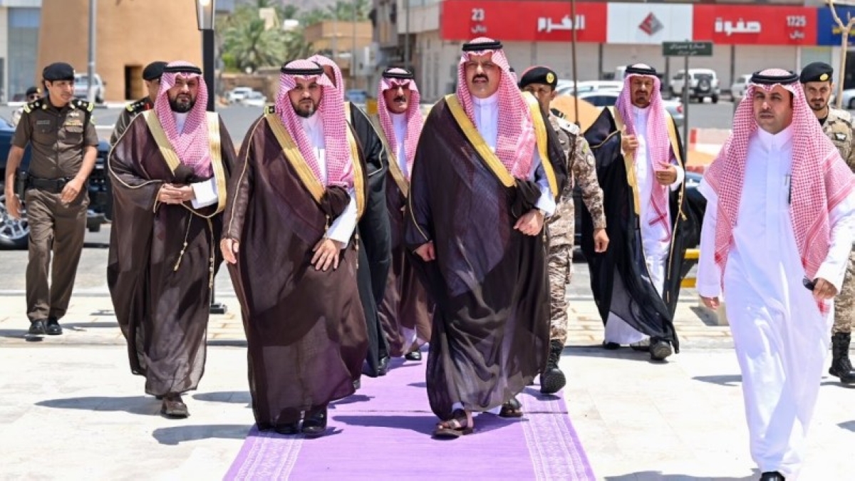 افتتاح جامع برزان التاريخي بحائل بعد التجديد