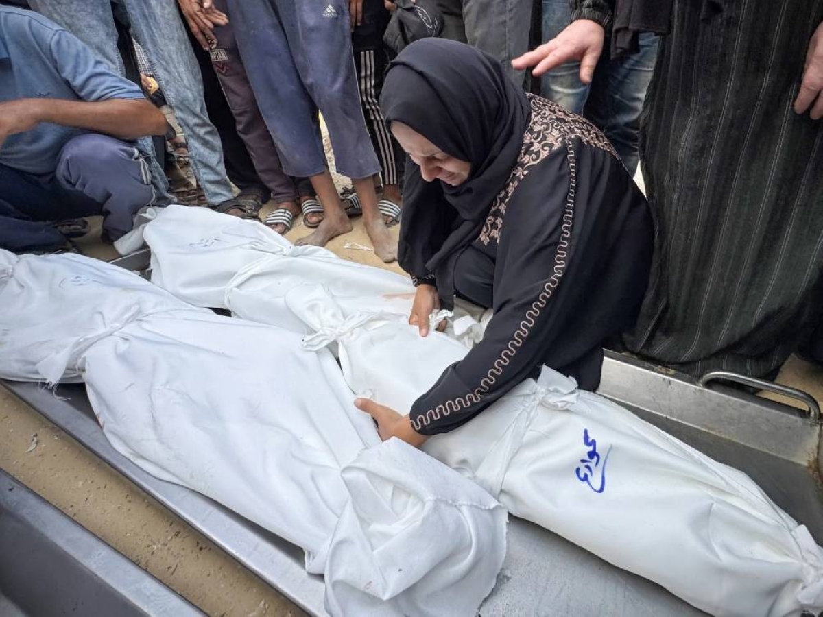 ضحايا التجويع بغزة يتزايدون وإسرائيل تقتل قيادي بحماس