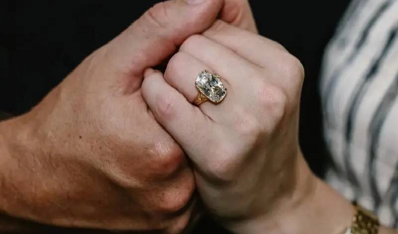 ترمب يهنئ تايلور سويفت: تحول من الانتقاد إلى المباركة