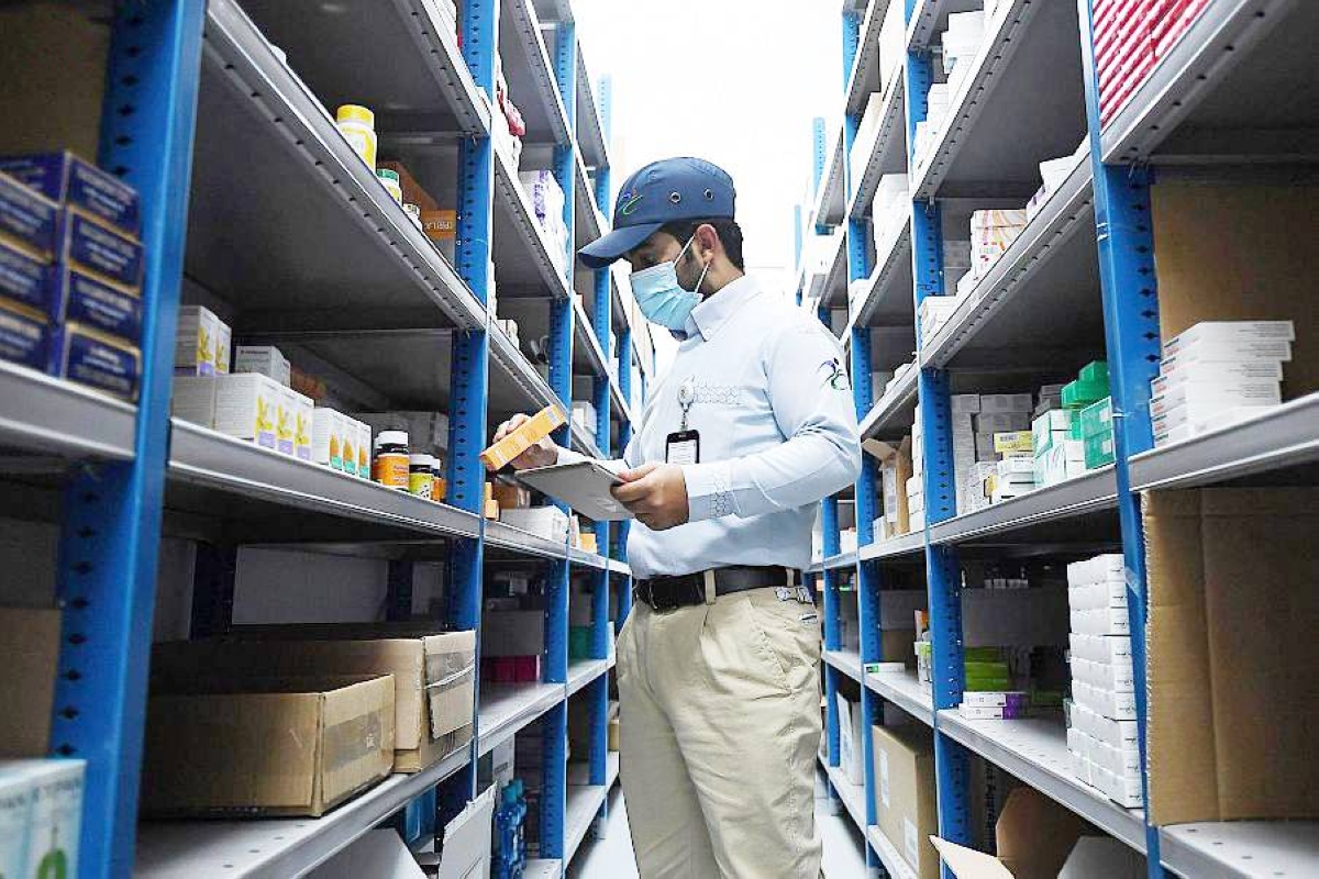 إيقاف 52 خط إنتاج وإغلاق 54 منشأة غذائية مخالفة