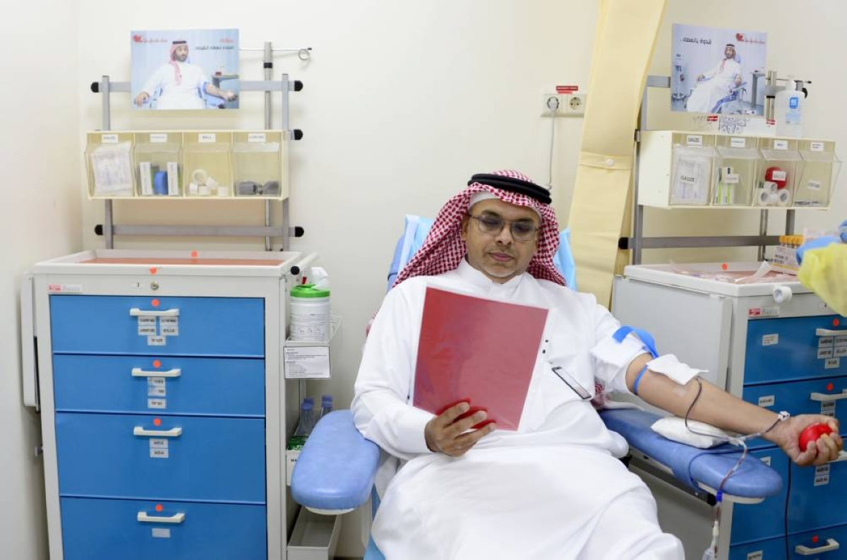 أكثر من 8000 متبرع سنوياً يوفرون 18000 وحدة دم ومشتقاتها