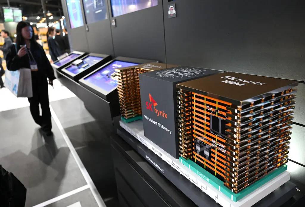 ترمب يعمّق القيود على صناعة الرقائق في الصين