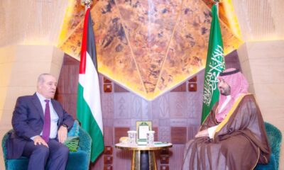 ولي العهد ونائب رئيس فلسطين يناقشان تطورات الأحداث الحالية