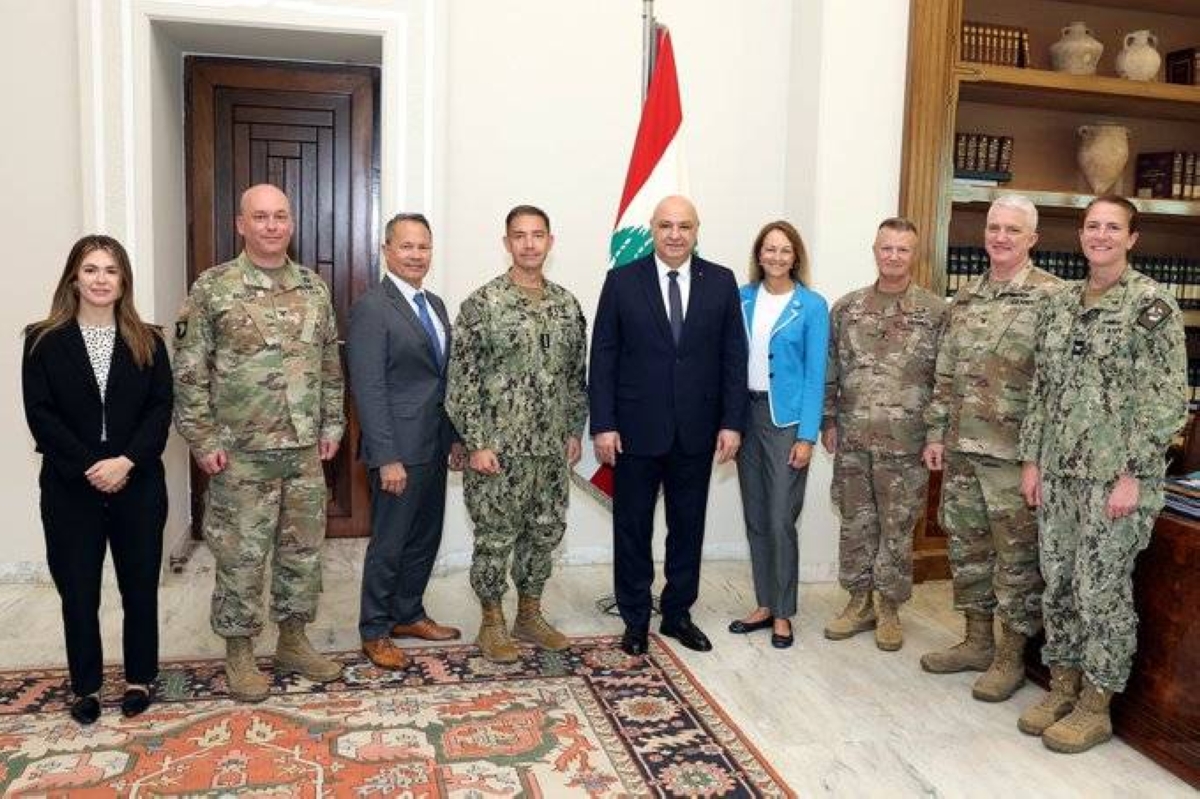 الرئيس اللبناني يطالب أمريكا بالضغط على إسرائيل