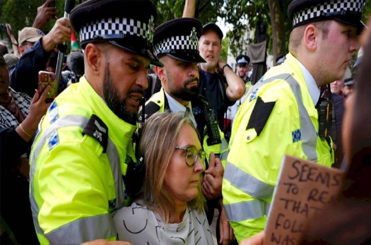 اعتقال 890 محتجاً على حظر "فلسطين أكشن" في بريطانيا