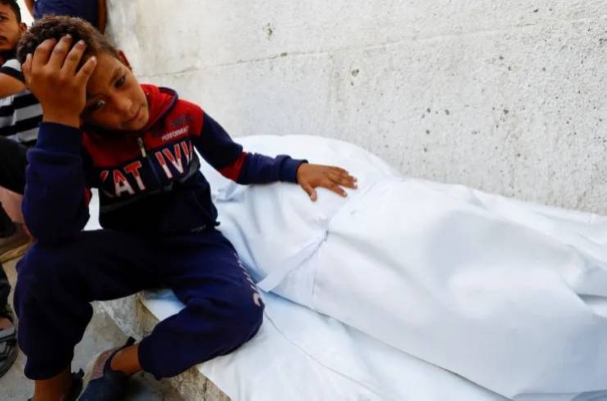 مجزرة إسرائيلية في حي الشاطئ تتجاهل التحذيرات الدولية