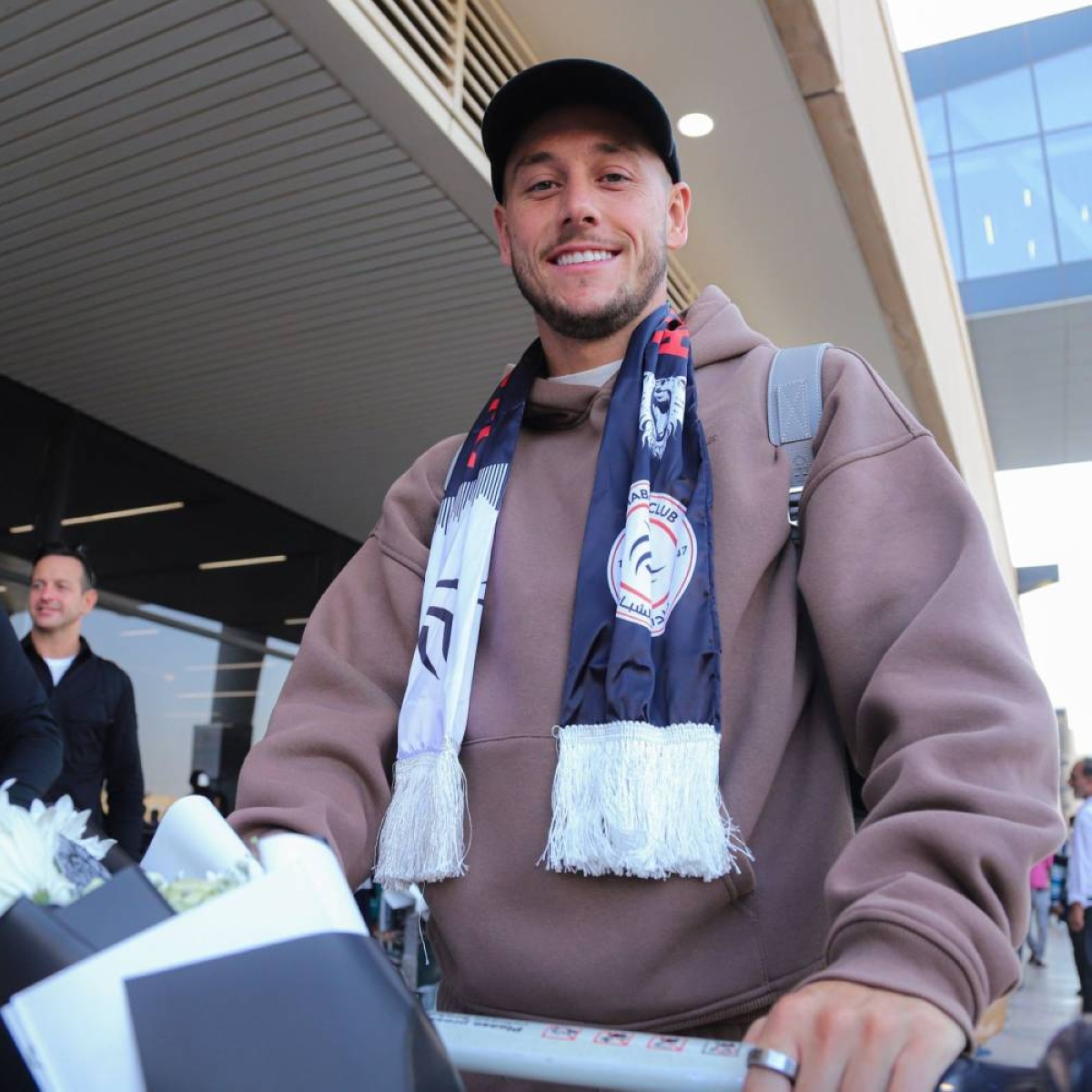 نادي الشباب يضم جوش براونهيل في صفقة جديدة