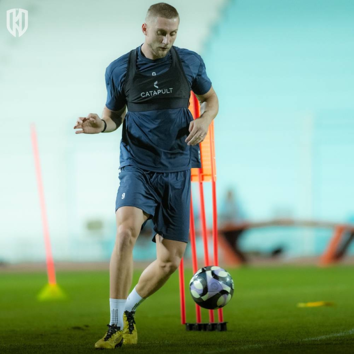 الأخدود والتعاون: تعويضات وانطلاقة جديدة ناجحة