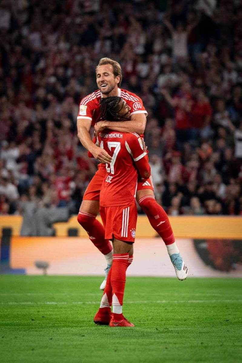 بايرن ميونيخ يهزم هامبورغ 5-0 ويتصدر الدوري الألماني