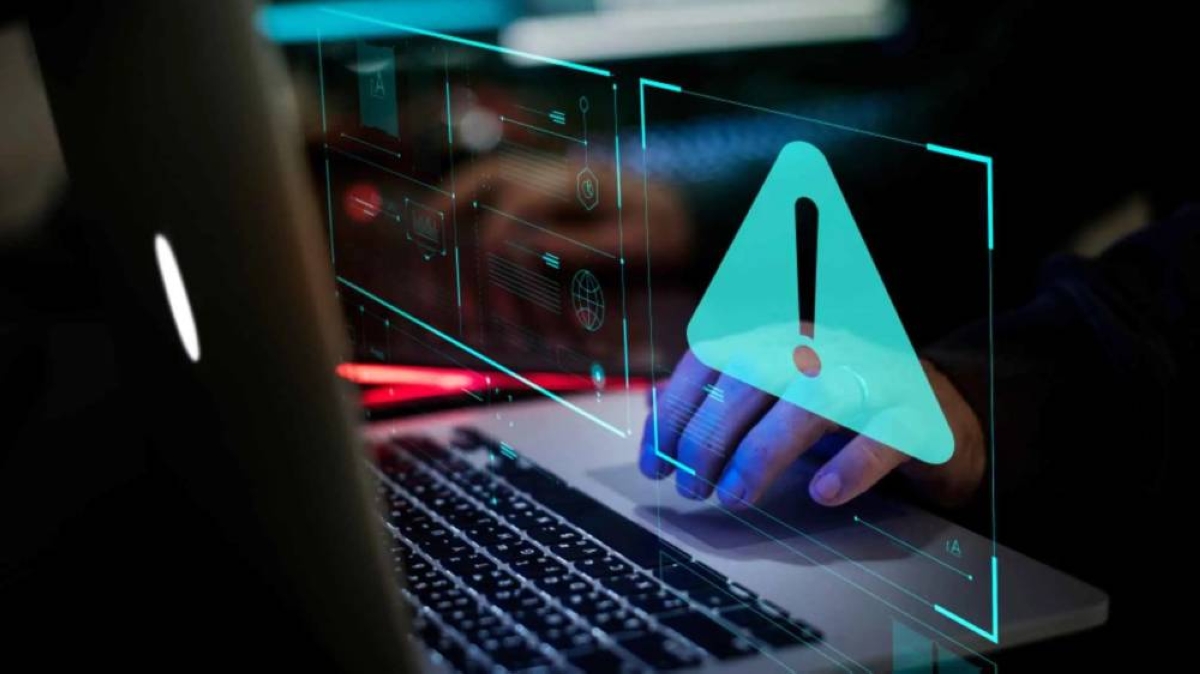 تحذير أبل: محاولات اختراق تستهدف أجهزة المستخدمين