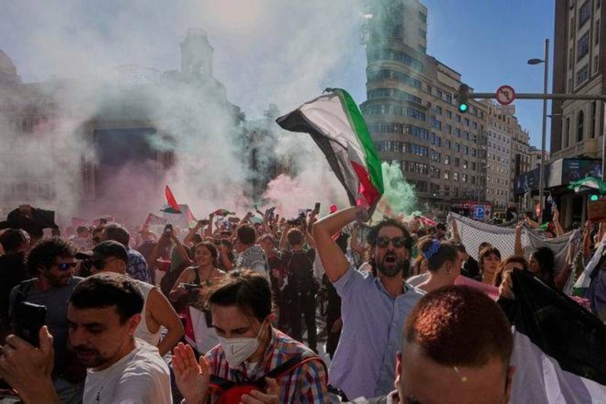 احتجاج فلسطيني يلغي ختام طواف إسبانيا في مدريد